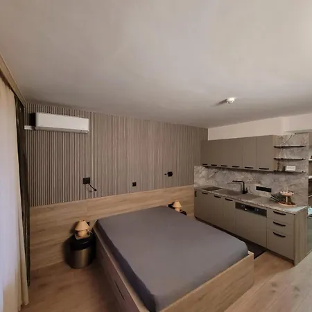 Apartment Joanna - Sveta Elena 2 *